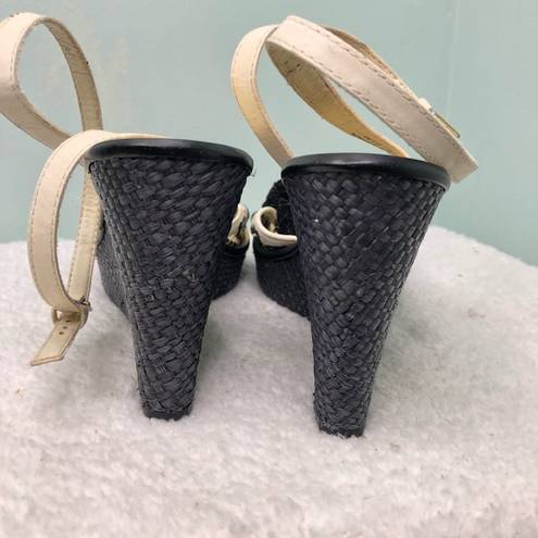 Kate Spade  Straw Rafia, Leather Wedge Sandal Pom Pom 6.5