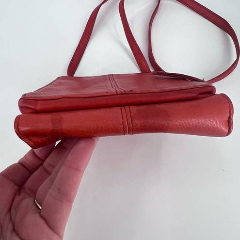 Krass&co American Leather . Women's Tandoori Classic Genuine Leather Crossbody Bag