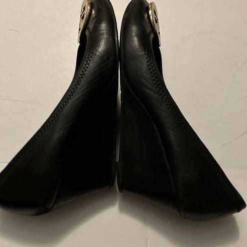 Tory Burch  black wedge shoes sz 7.5