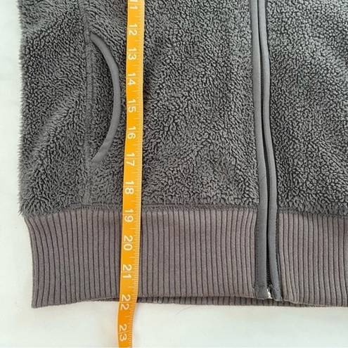 American Eagle  Grey Size S Fuzzy Teddy Full Zip Hooded Jacket Pockets Neutral