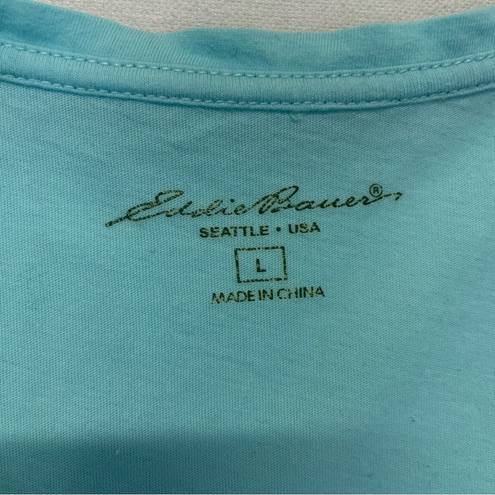 Eddie Bauer  V-neck Pocket T-shirt Size Large light blue aqua short sleeve tee