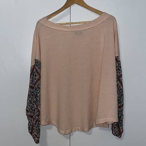 Wonderly  Printed Sleeve Flowy Knit Top Women's Plus Size 1X Peachy Pink