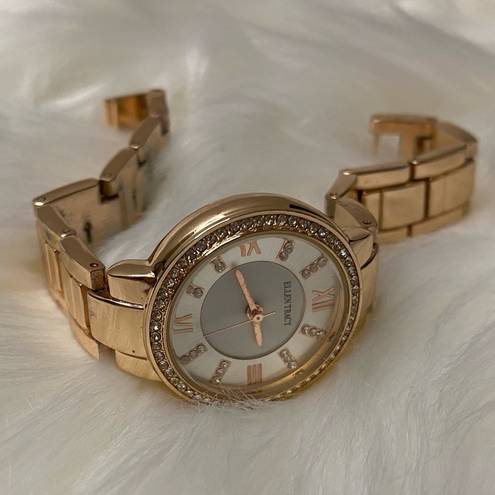 Ellen Tracy  Ladies Quartz Watch in rose gold