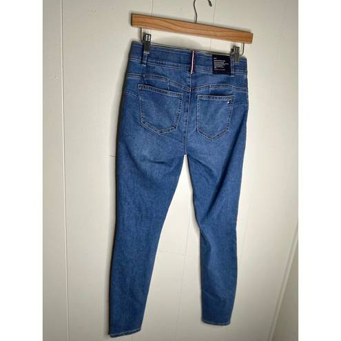 Tommy Hilfiger •NWT•Tommy Hill Figure Contour & Define Skinny Ankle Strech flattering Jeans​​​​