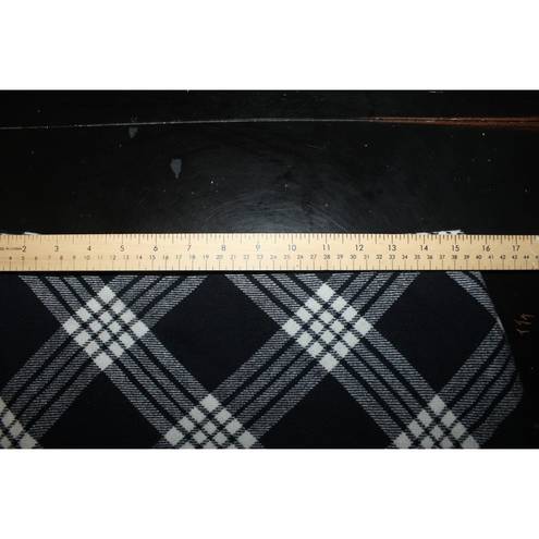 Talbots  Wool Blend Black and White Preppy Classic Plaid Skirt size 6