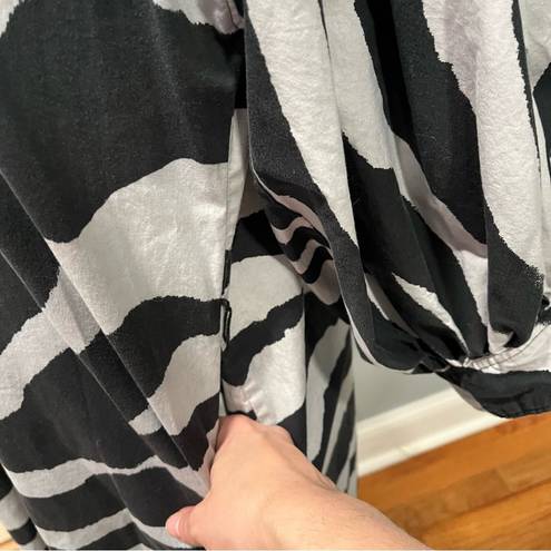 Natori  Zebra Cotton Poplin Balloon Sleeve Belted Shirtdress Size Medium