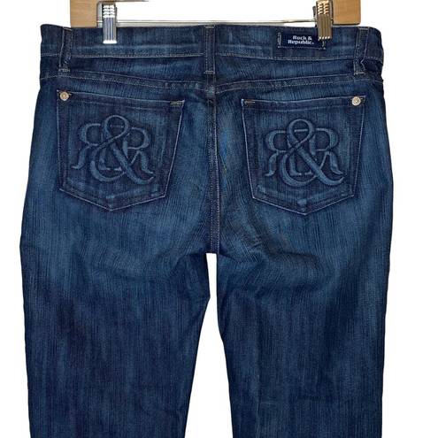 Rock & Republic Low Rise Flare Jeans y2k Embossed Back Pocket Logo Jean, size 28