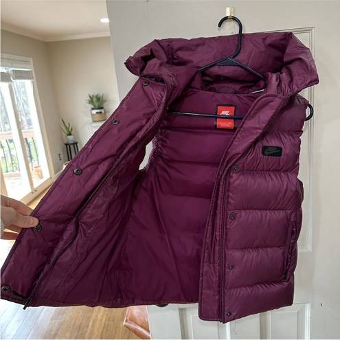 Nike  uptown 550 puffer vest purple size s