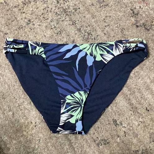 Roxy New.  navy hipster bikini bottom. XL