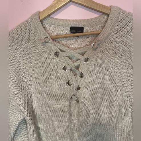 Coco + Carmen Coco‎ + Carmen size small/medium women’s vneck sweater tan/cream color