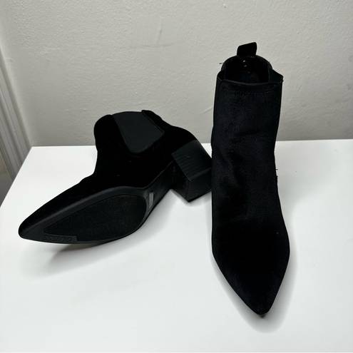 Guess  Black Velvet Chelsea Booties Size 7.5 Boots Party Ankle Booties Block Heel