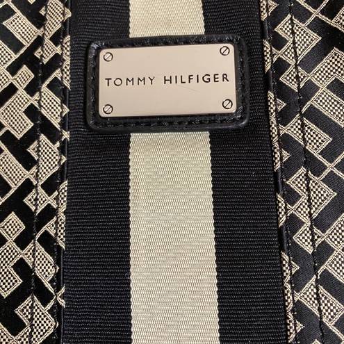 Tommy Hilfiger  Vtg. Hobo/Satchel/Shoulder Bag 12x11” Excellent Condition