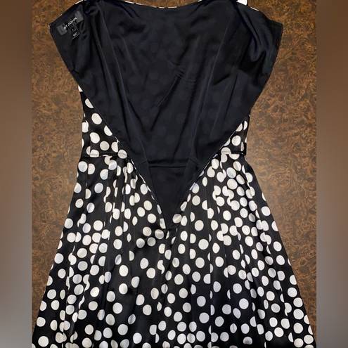 St. John  Silk Blend Fit & FlareSleeveless Midi Polka Dot Dress - size 2