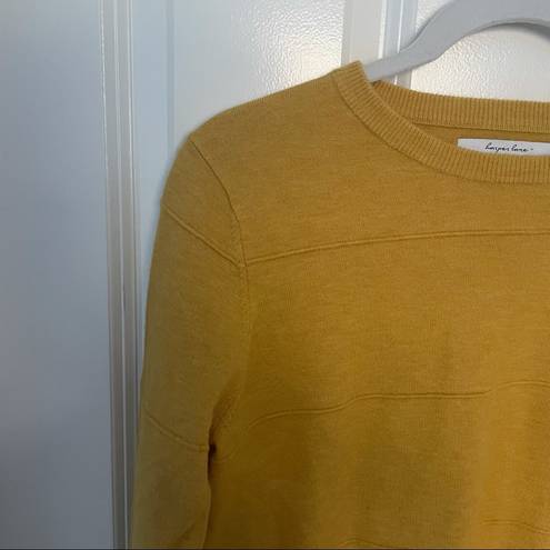 Harper  Lane Mustard Yellow/Goldenrod Sweater Sz M