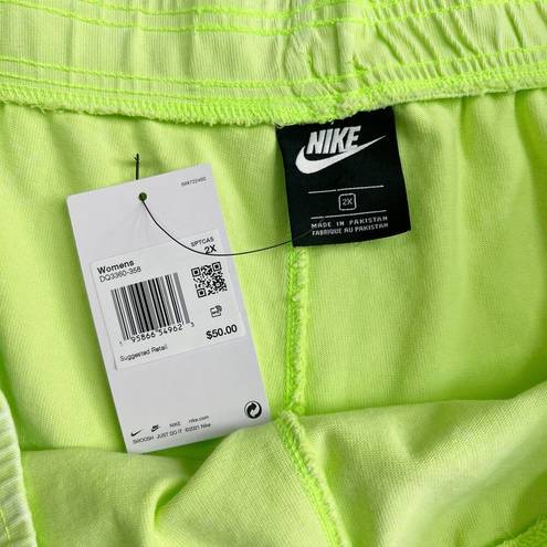 Nike  Women's Sportswear Wash Tank Top + Shorts Set Patch Ghost Green Lime Sz 2X