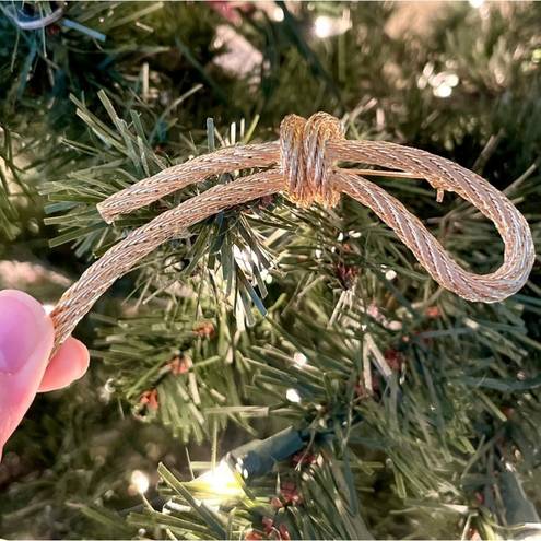 Twisted Vintage Gold  Rope Brooch Pin