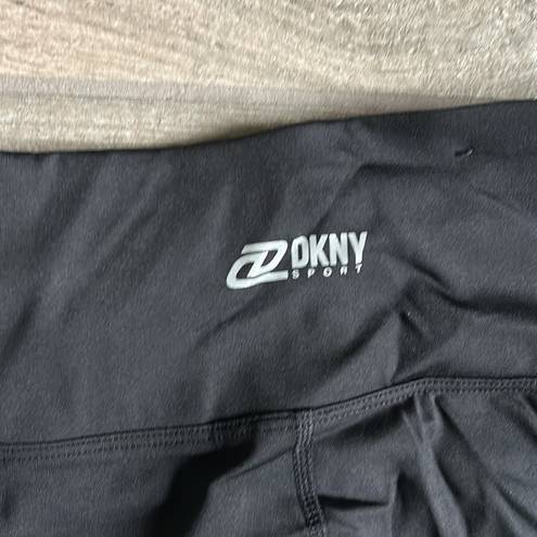 DKNY  capri leggings