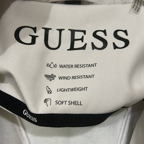 Guess  White Lightweight Puffer Belted Jacket(Size Small)