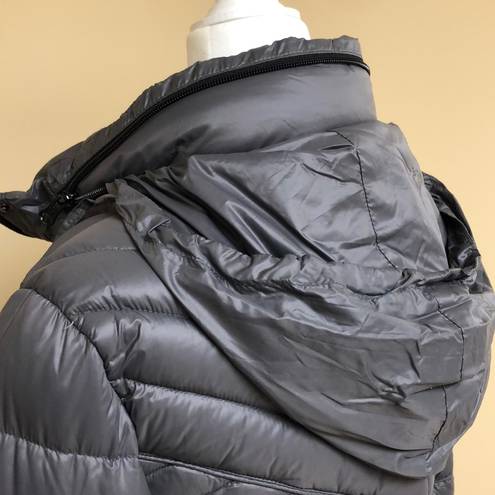 Bernardo  Packable Hooded Jacket