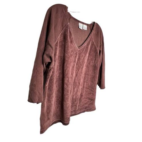 Natori Vintage  Velour Top