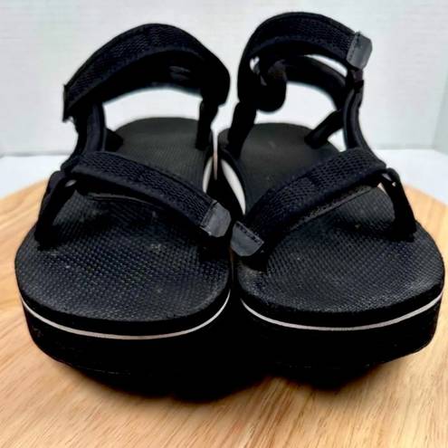 Teva  Platform Athletic Black and White Sport Strap Sandals US 9 EU 40 Like New