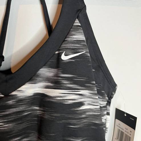 Nike NWT  Nessa black and white swim tankini top