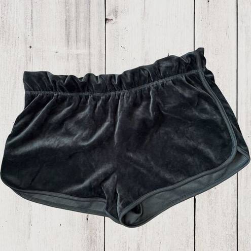 Timing  Women's Black Velvet High Rise Shorts SZ L