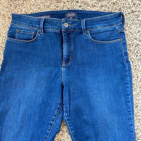 NYDJ  Marilyn Straight Leg Jeans Size 12 Cult Classic Slimming Shaping Lift Tuck