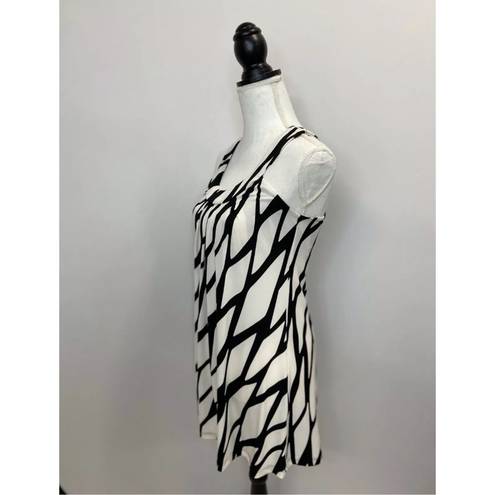 Xxi Geometric Print Sleeveless Pleated Racerback Dress Cream Black Small