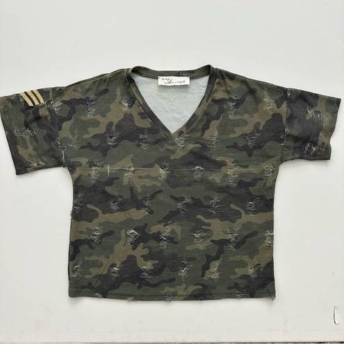 Vintage Havana  Women’s Short Sleeve Camo T-shirt Size S