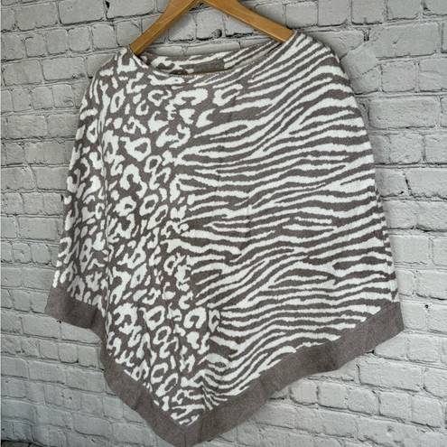 Barefoot Dreams  CozyChic Ultra Lite Breeze Poncho animal print one size Gray