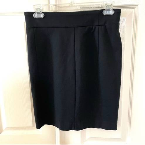 Vince  Boucle seam  black pencil skirt