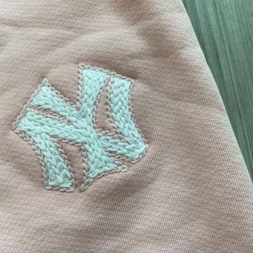 Madhappy  x NY YANKEES BABY PINK SWEATPANTS - MEDIUM