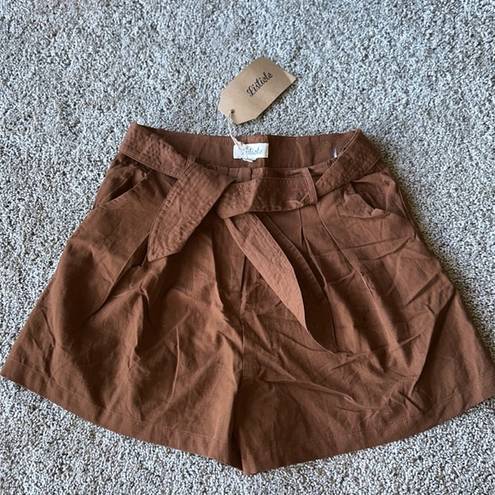 Listicle Nwt  paper bag shorts