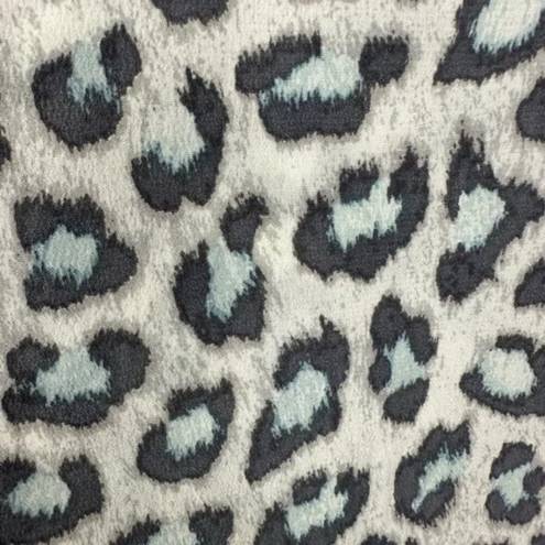 Joie  Beilin 100% Silk Tank in Pale Ocean Animal Print Sz Large