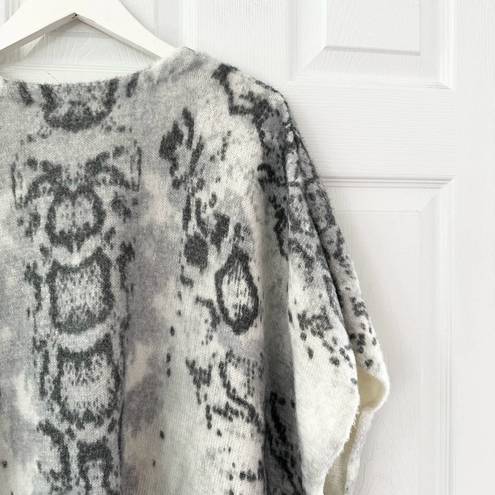 Chico's  Grey White Snake Print Cozy Embellished V Neck Poncho Sweater S/M