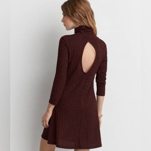 American Eagle  wine long sleeve keyhole back ribbed sweater dress size medium