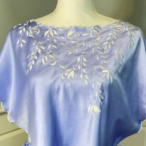 Natori Vintage  Lavender Satin Floral Embroidered Top Large