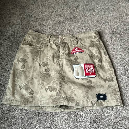 St. John’s Bay  Neutral Camo Skort SIZE 4P