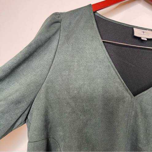 Tuckernuck  Green Suede Easton Blouse sz XXL