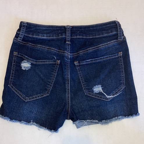 SO Juniors size 3 26  high rise stretch shortie shorts distressed