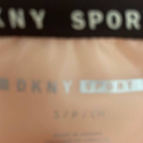 DKNY  Sport Women’s Long Sleeve Peach Crew Neck Activewear Crop Size Small