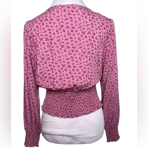 Daisy  & Delilah Pink Cropped V Neck Smocked Blouse Size M