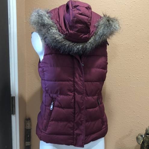 Banana Republic  detachable hood burgundy vest