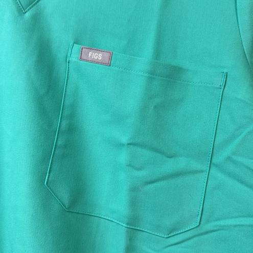 FIGS  Size Large Scrub Top