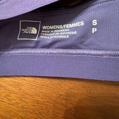 The North Face NWT  Movemynt Bra in Cave Blue