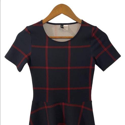 Divided H&M  Plaid  Short Sleeve Fit and Flare Dress, Womens Size 0