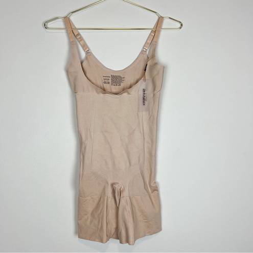 One Piece NWT ShaperX Nude Beige Shaping Bodysuit  Shapewear Size Small