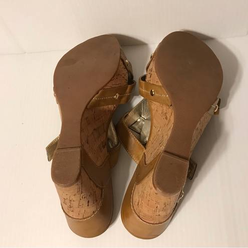 GUESS  platform wedge high sandal women size 9 M