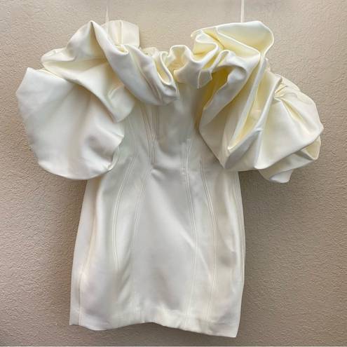 House Of CB  'Selena' Ivory Satin Ruffle Strapless white Dress size S NWOT